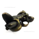 Figurka - akt z wężem - kobieta leżąca - 2
