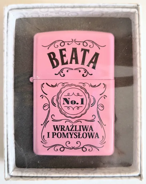 Zapalniczka z imieniem różowa - Beata No.1 wrażliwa i pomysłowa