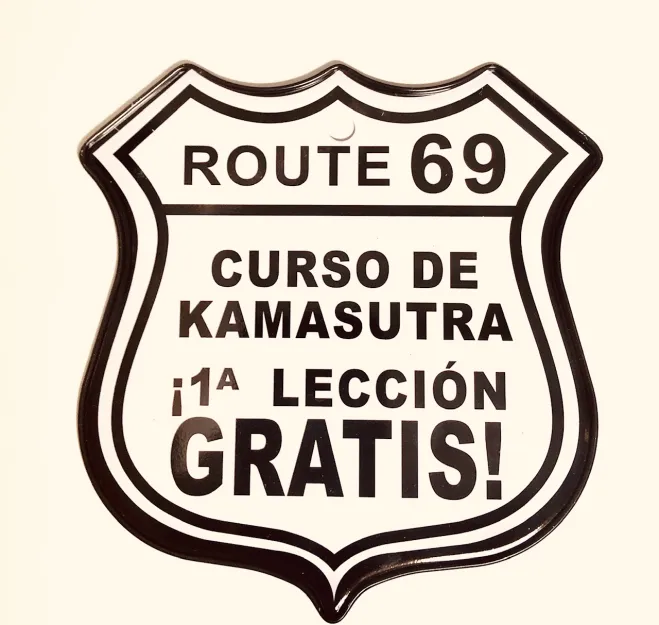 Plakietka z przylepcem -  Route 69 - Rei do sexo na estrada (królowa sexu na drodze)