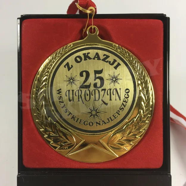 Medal w etui - Z okazji 25 urodzin - Wszystkiego najlepszego
