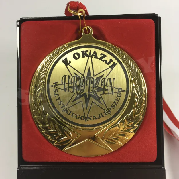 Medal w etui - Z okazji urodzin - uniwersalny