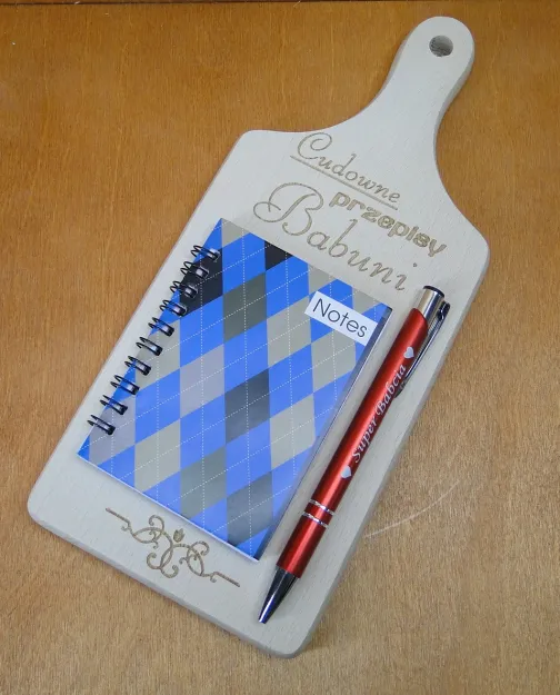 Notes na desce + długopis - Cudowne przepisy Babuni