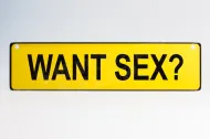 Plakietka z przylepcem -  Want sex? - Chcesz sexu?