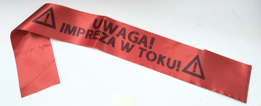 Szarfa różowa - Uwaga! Impreza w toku!