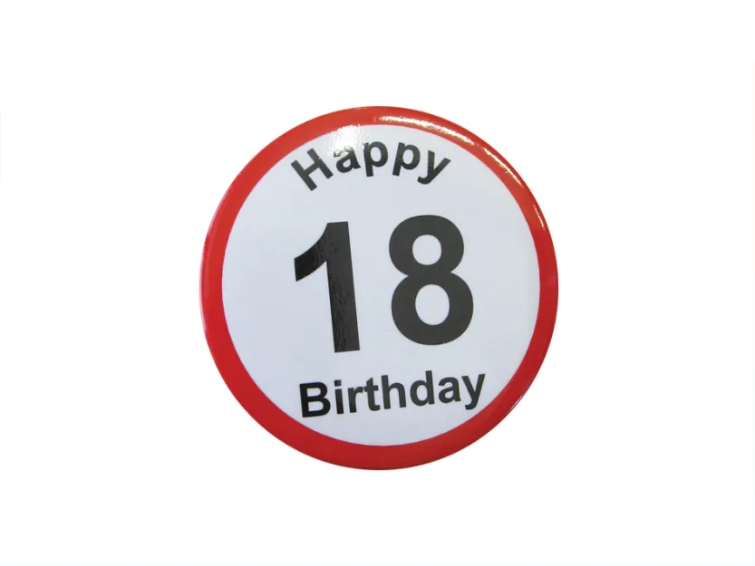 Badgie przypinka - 18 Happy Birthday