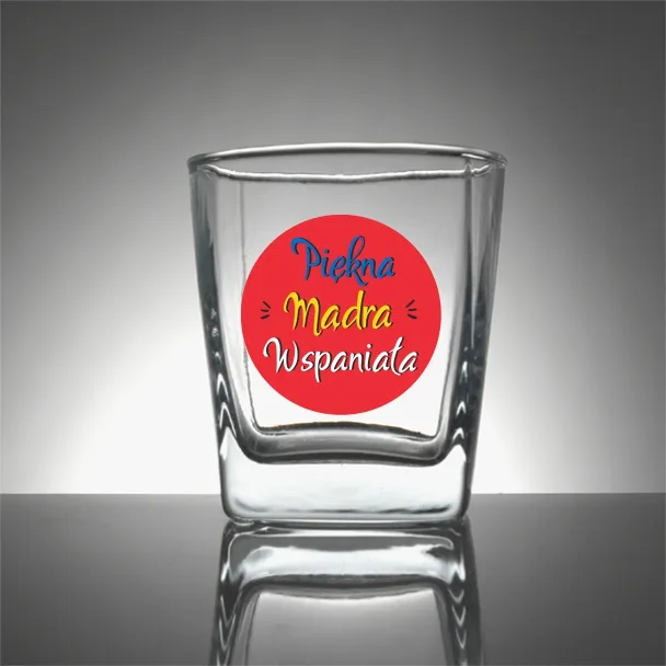 Szklanka whisky - Piękna, mądra, wspaniała