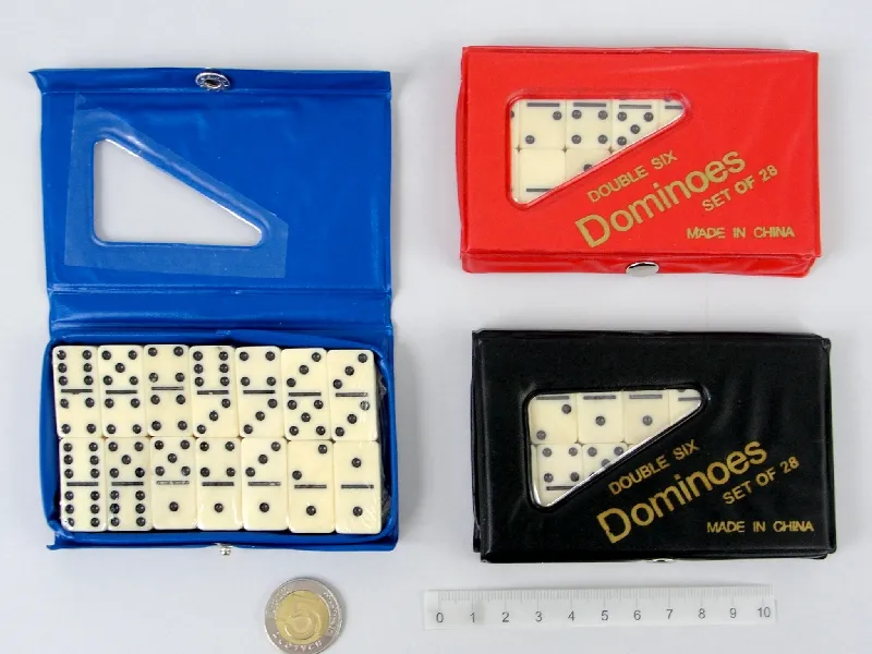 Gra domino w etui