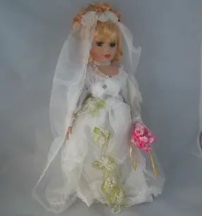 Panna Młoda - Lalka porcelanowa Młoda Dama